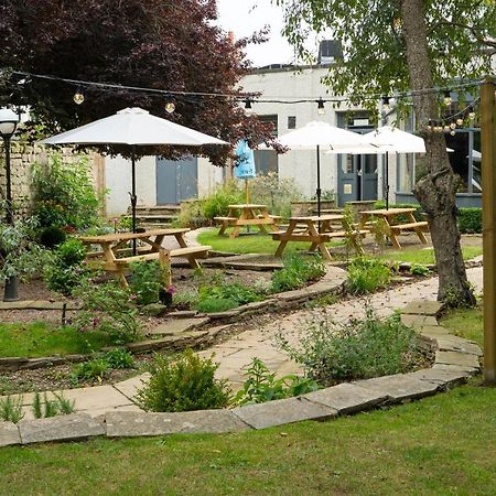 הרוגייט The Inn South Stainley מראה חיצוני תמונה